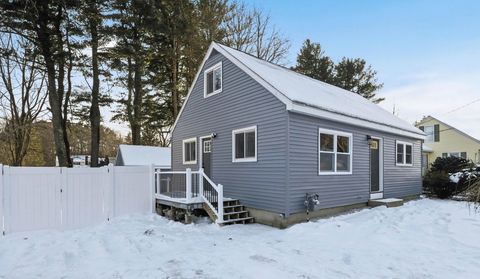 Photo of 1093 Cilley Road, Manchester, NH 03103 (MLS # 5072345)