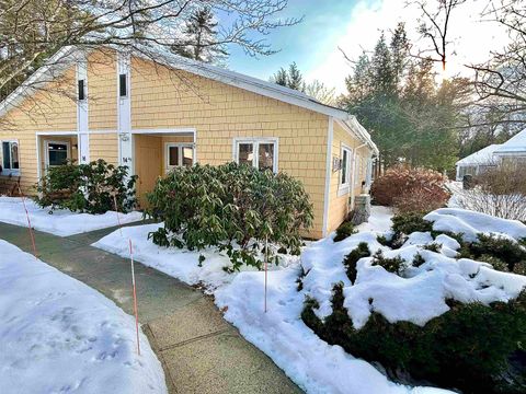 Photo of 14 Amoskeag Road, Concord, NH 03301 (MLS # 5073788)