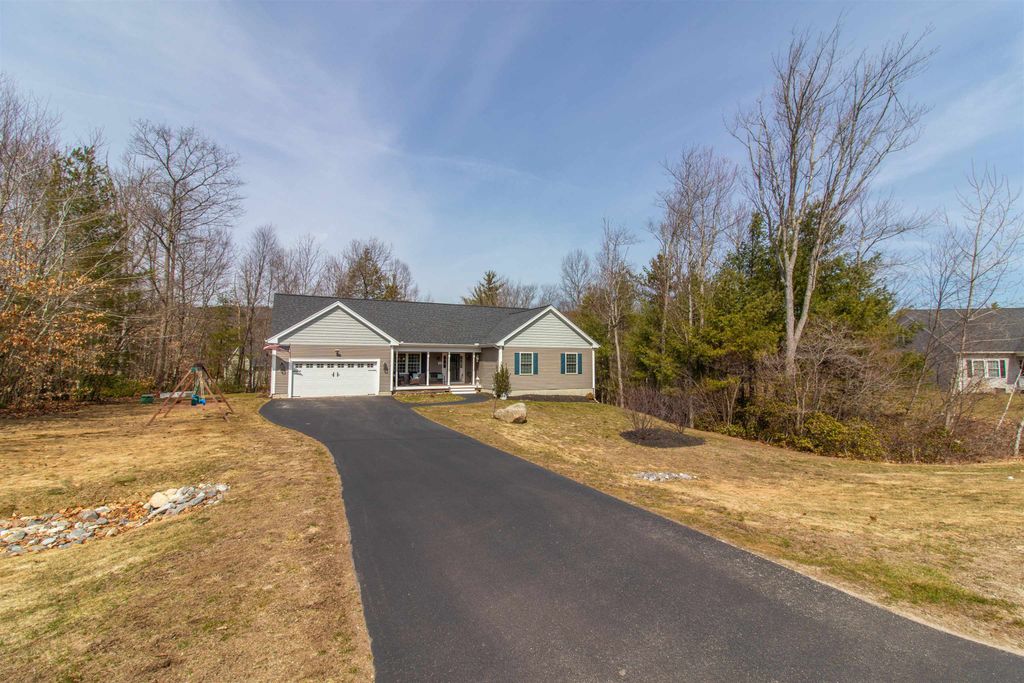 Photo of 123 Falcon Ridge Road, Milford, NH 03055 (MLS # 5081302)