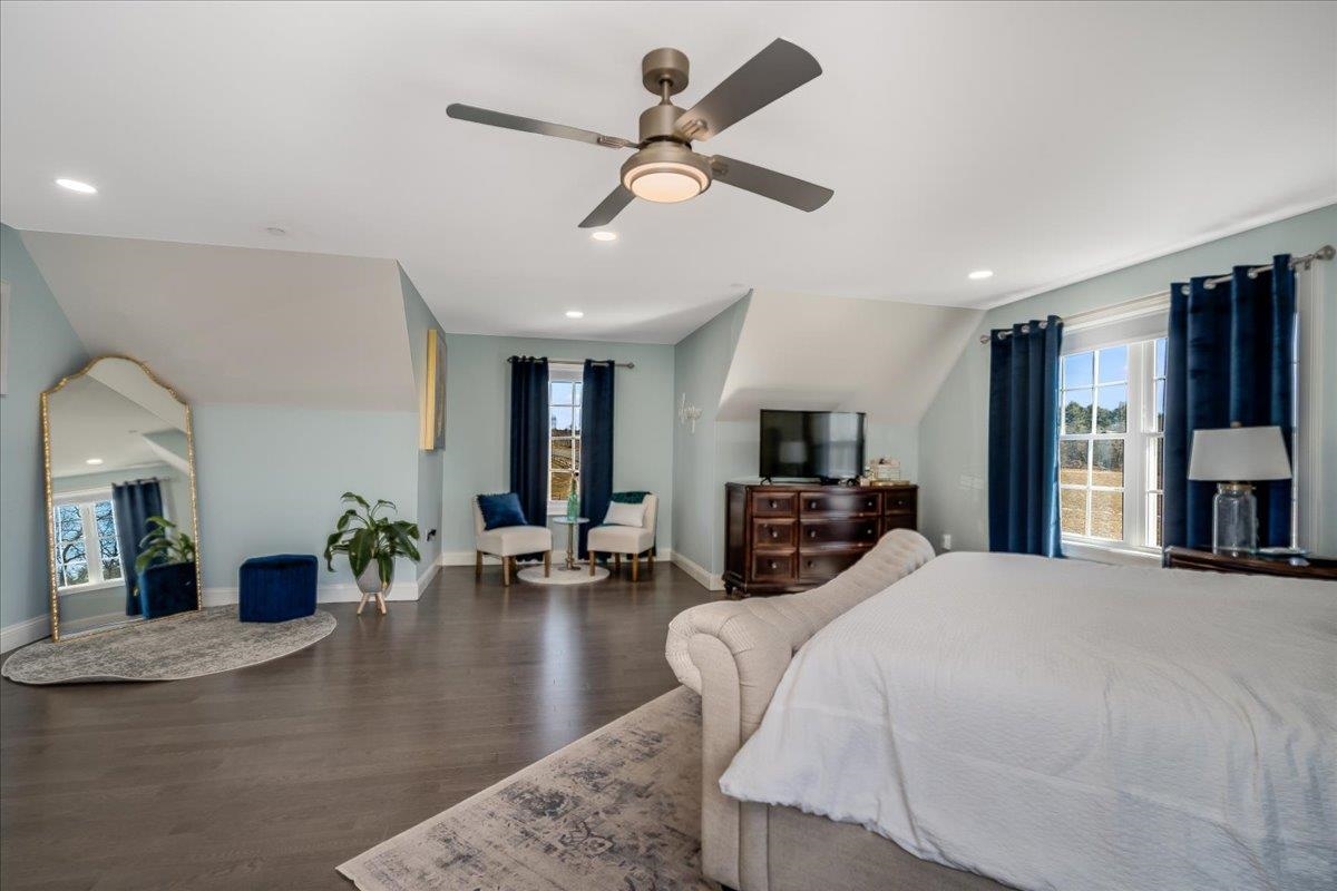 Londonderry, New Hampshire 03053, United States, 4 Bedrooms Bedrooms, ,3 BathroomsBathrooms,Residential,Active,91927