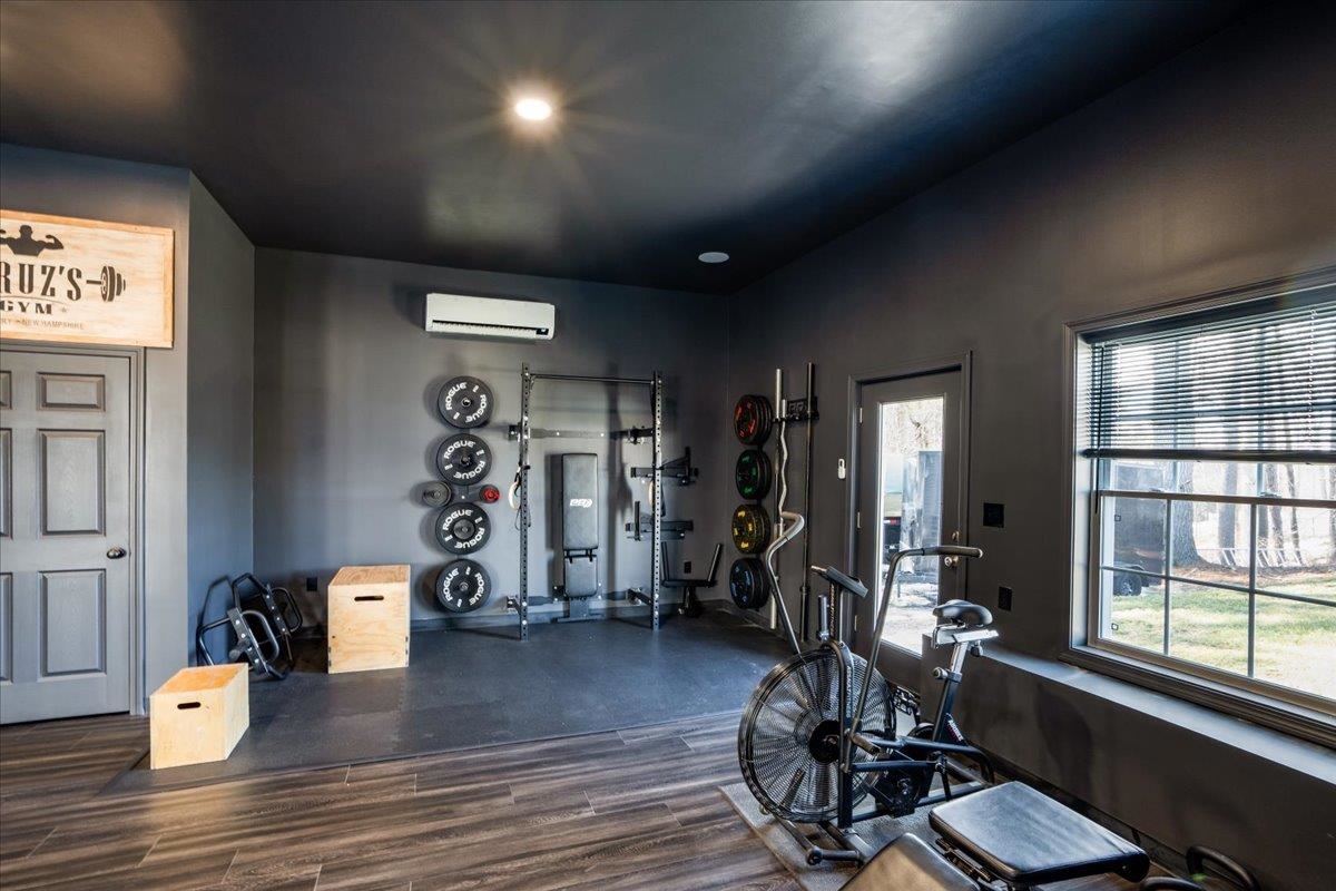 Londonderry, New Hampshire 03053, United States, 4 Bedrooms Bedrooms, ,3 BathroomsBathrooms,Residential,Active,91927