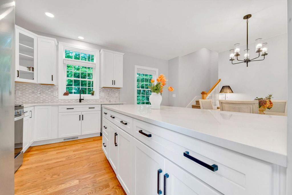 Photo of 57 Hardy Road, Londonderry, NH 03053 (MLS # 5054767)