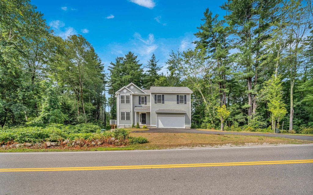 Photo of 57 Hardy Road, Londonderry, NH 03053 (MLS # 5054767)