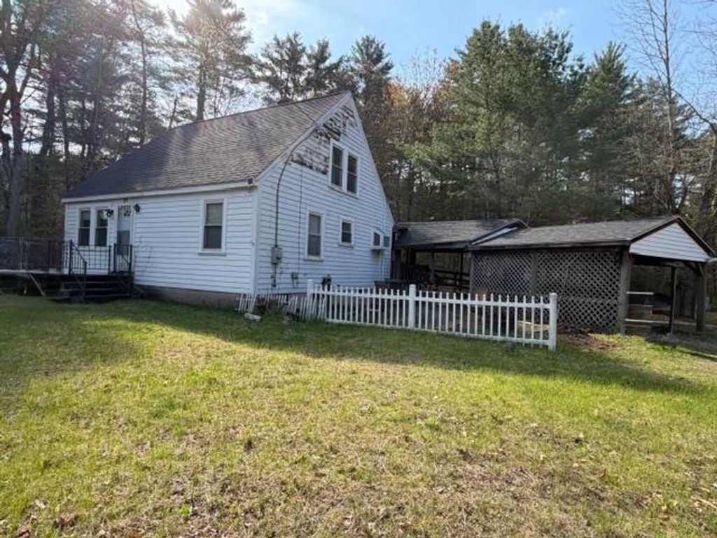 Photo of 14 Hall Avenue, Merrimack, NH 03054 (MLS # 5087135)