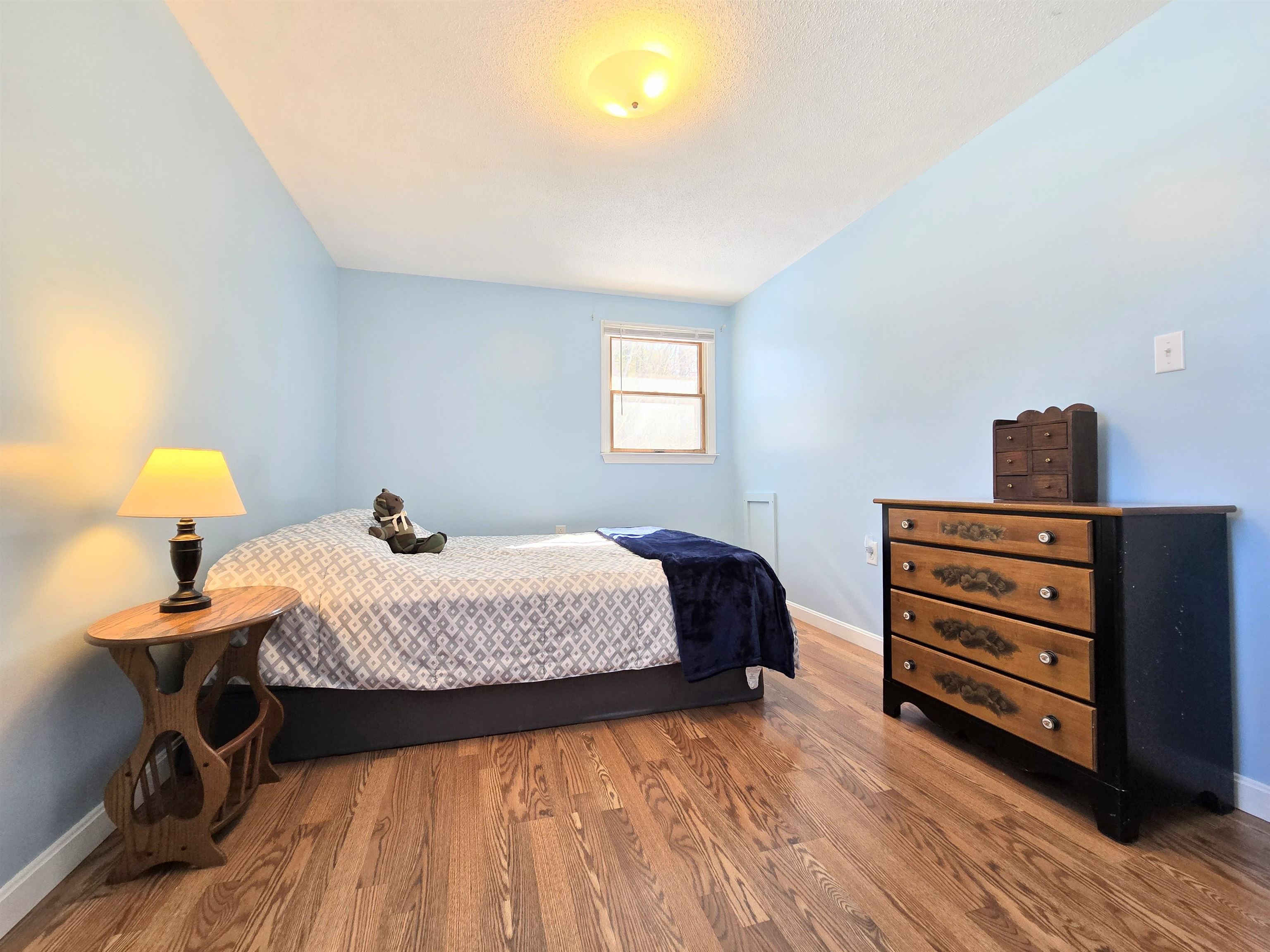 Franklin, New Hampshire 03235, United States, 3 Bedrooms Bedrooms, ,2 BathroomsBathrooms,Residential,Pending,82956