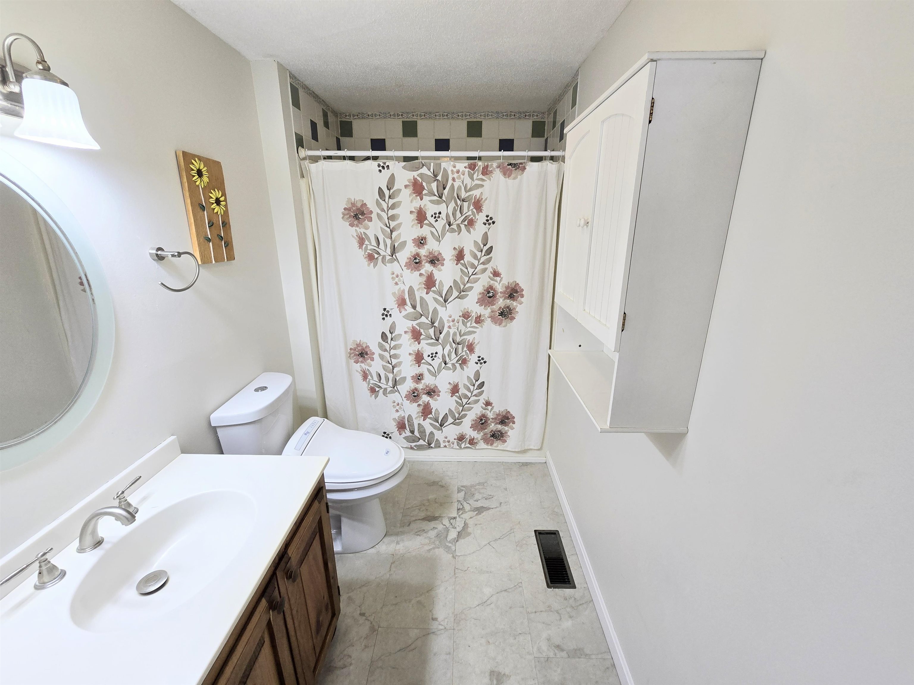 Franklin, New Hampshire 03235, United States, 3 Bedrooms Bedrooms, ,2 BathroomsBathrooms,Residential,Pending,82956