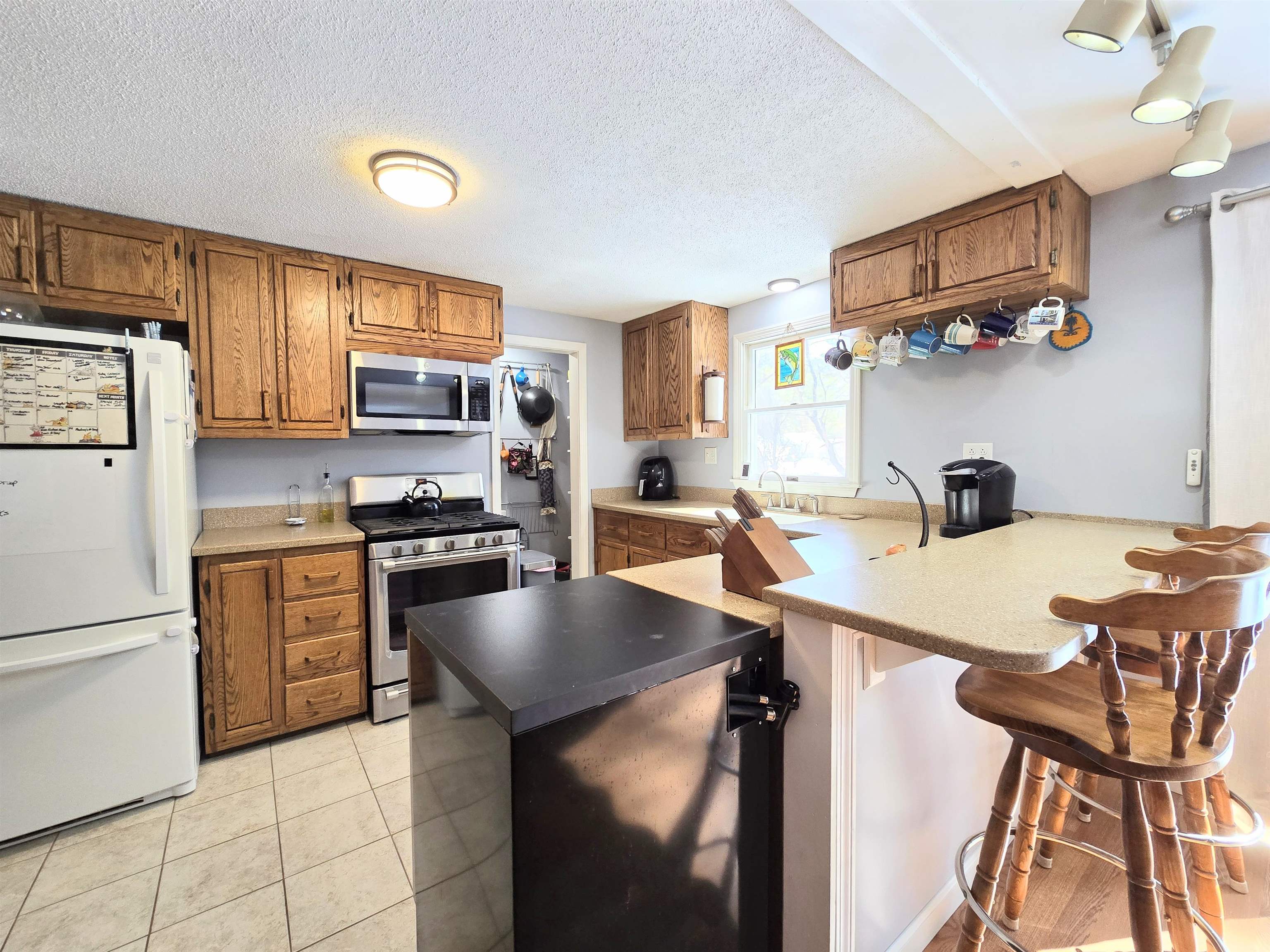 Franklin, New Hampshire 03235, United States, 3 Bedrooms Bedrooms, ,2 BathroomsBathrooms,Residential,Pending,82956