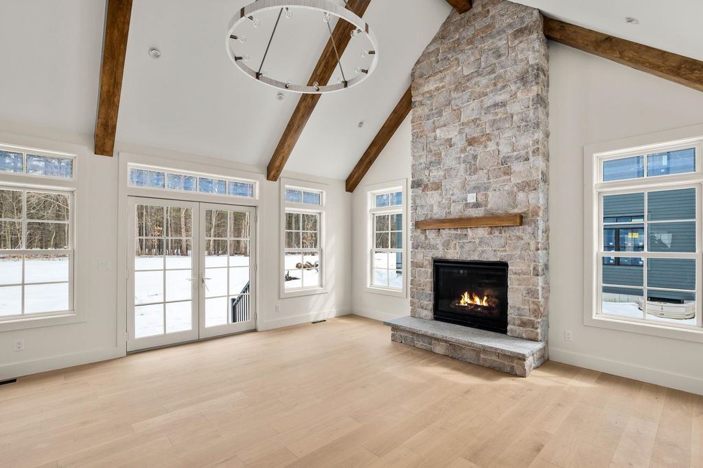 Photo of 76 Wadleigh Street, Exeter, NH 03833 (MLS # 5081505)