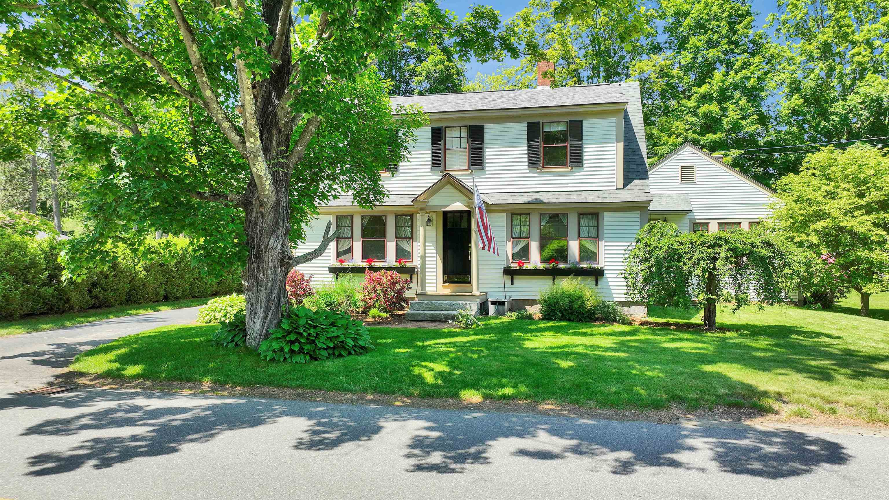 Amherst, New Hampshire 03031, United States, 3 Bedrooms Bedrooms, ,2 BathroomsBathrooms,Residential,Pending,145501