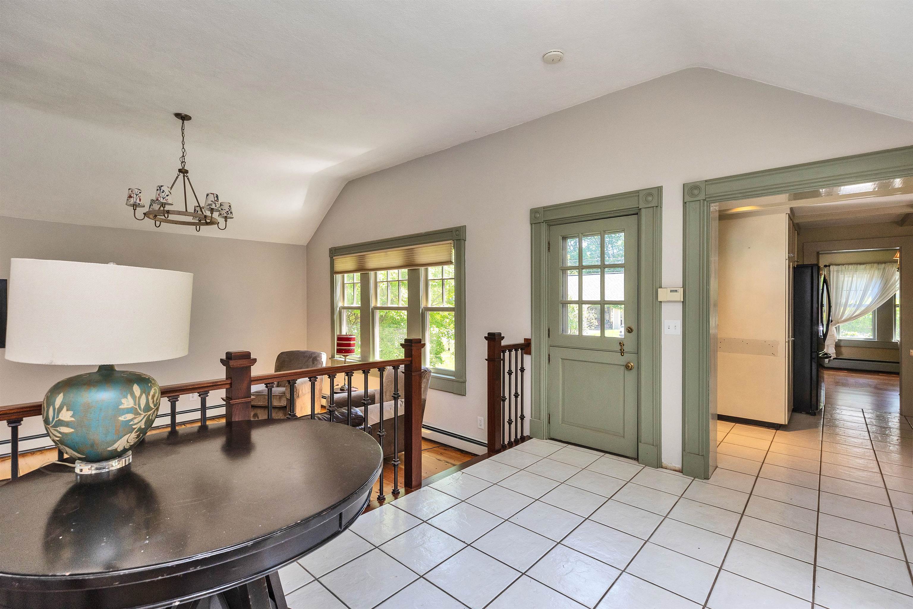 Amherst, New Hampshire 03031, United States, 3 Bedrooms Bedrooms, ,2 BathroomsBathrooms,Residential,Pending,145501