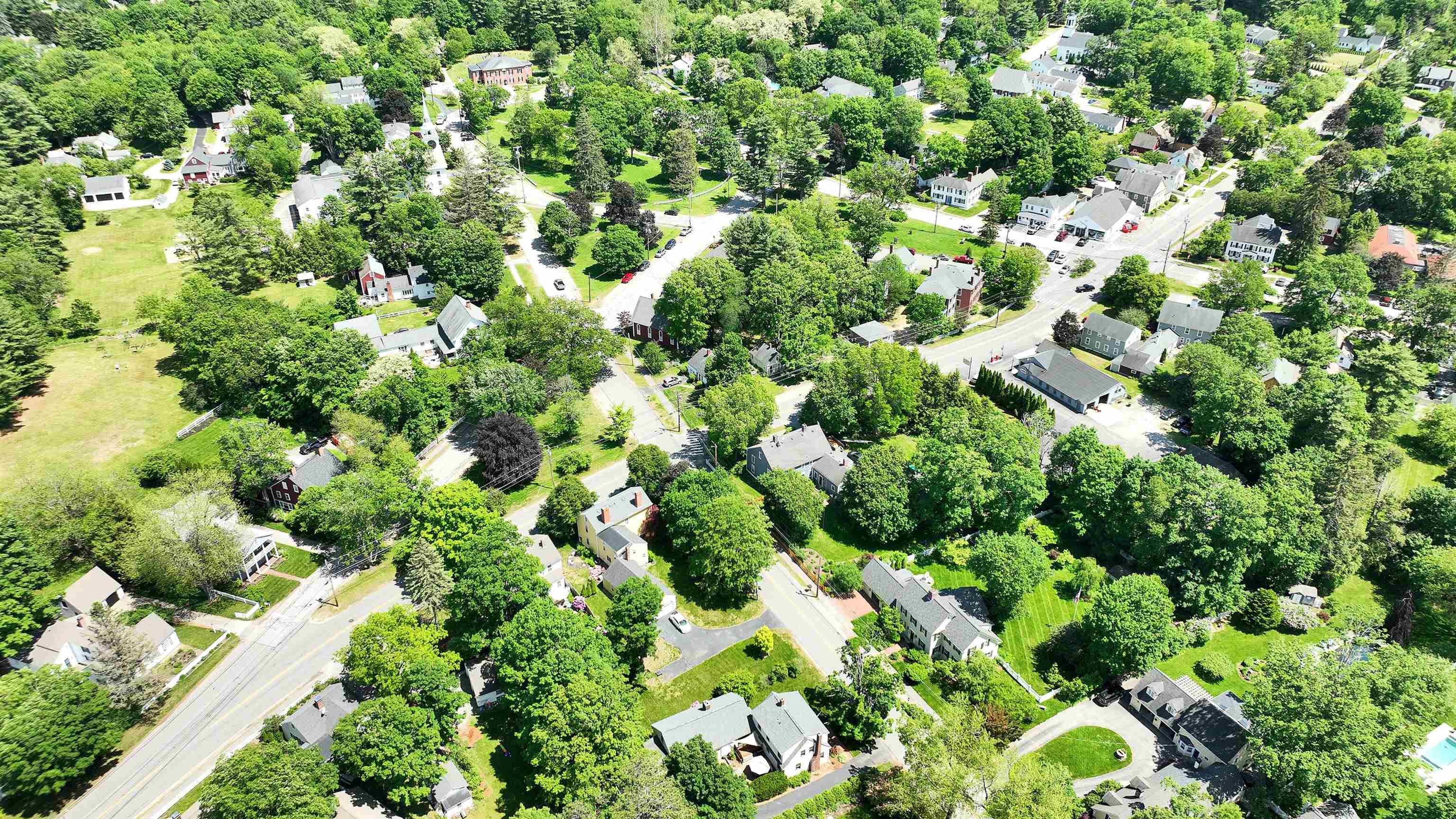Amherst, New Hampshire 03031, United States, 3 Bedrooms Bedrooms, ,2 BathroomsBathrooms,Residential,Pending,145501