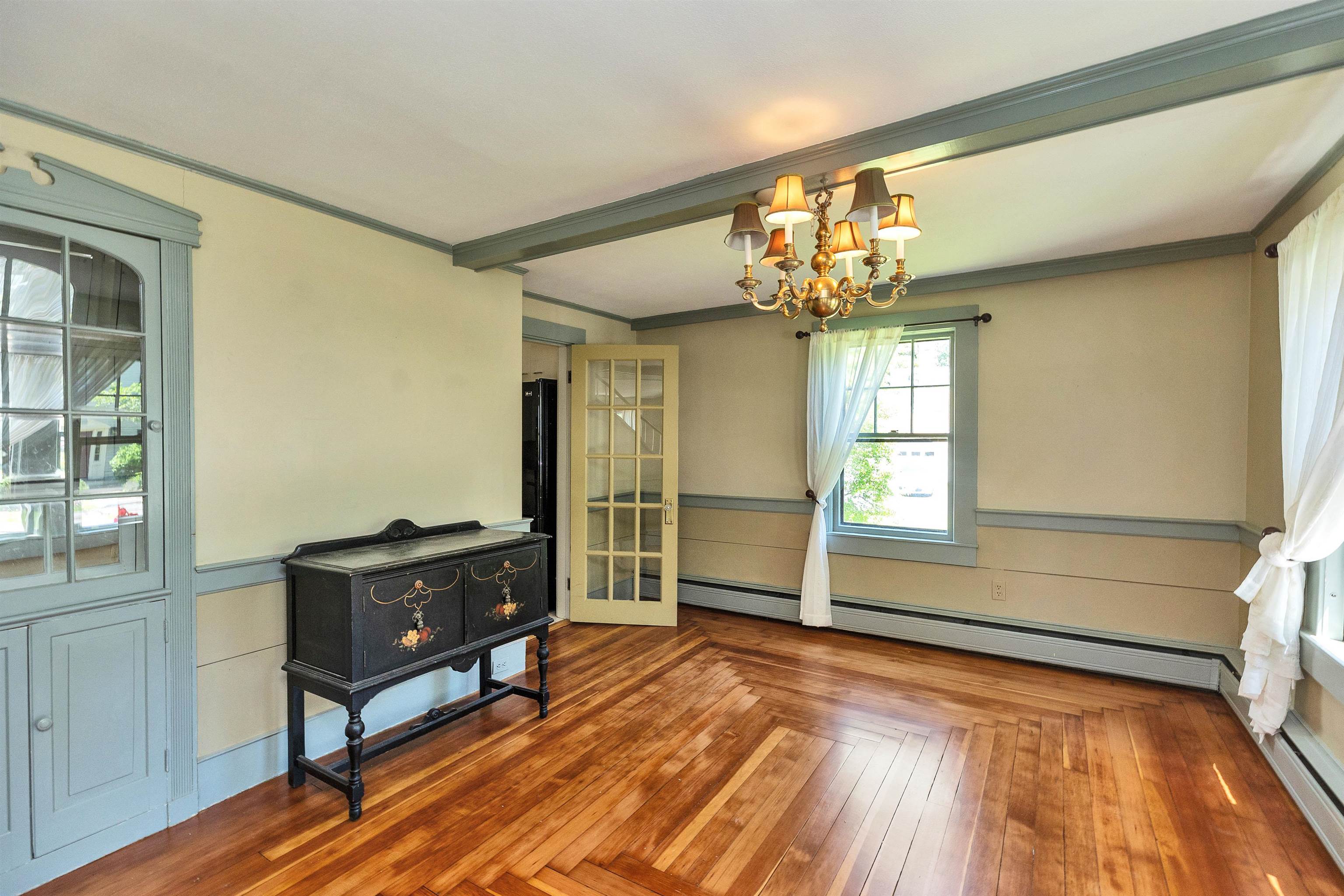 Amherst, New Hampshire 03031, United States, 3 Bedrooms Bedrooms, ,2 BathroomsBathrooms,Residential,Pending,145501