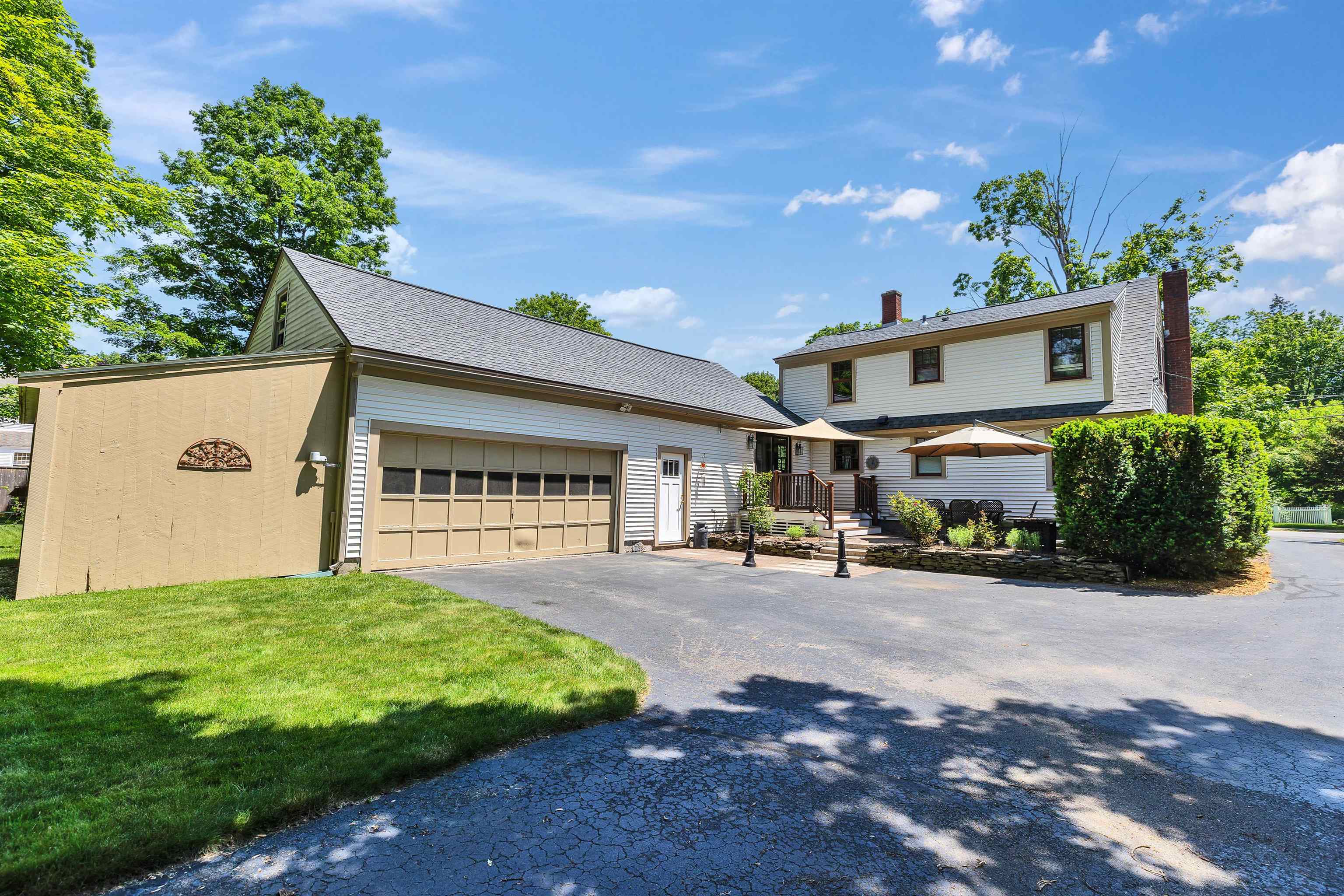 Amherst, New Hampshire 03031, United States, 3 Bedrooms Bedrooms, ,2 BathroomsBathrooms,Residential,Pending,145501