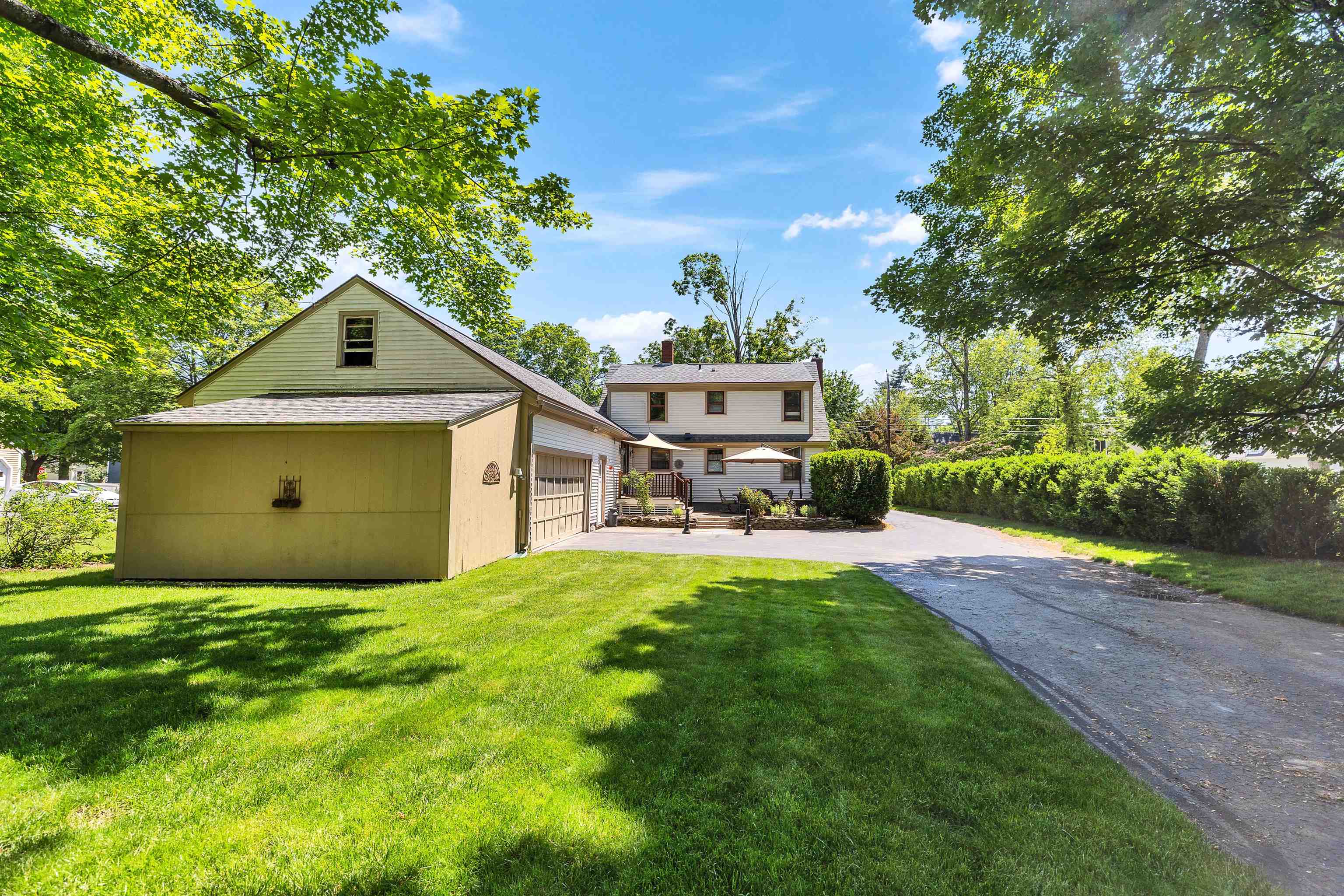 Amherst, New Hampshire 03031, United States, 3 Bedrooms Bedrooms, ,2 BathroomsBathrooms,Residential,Pending,145501