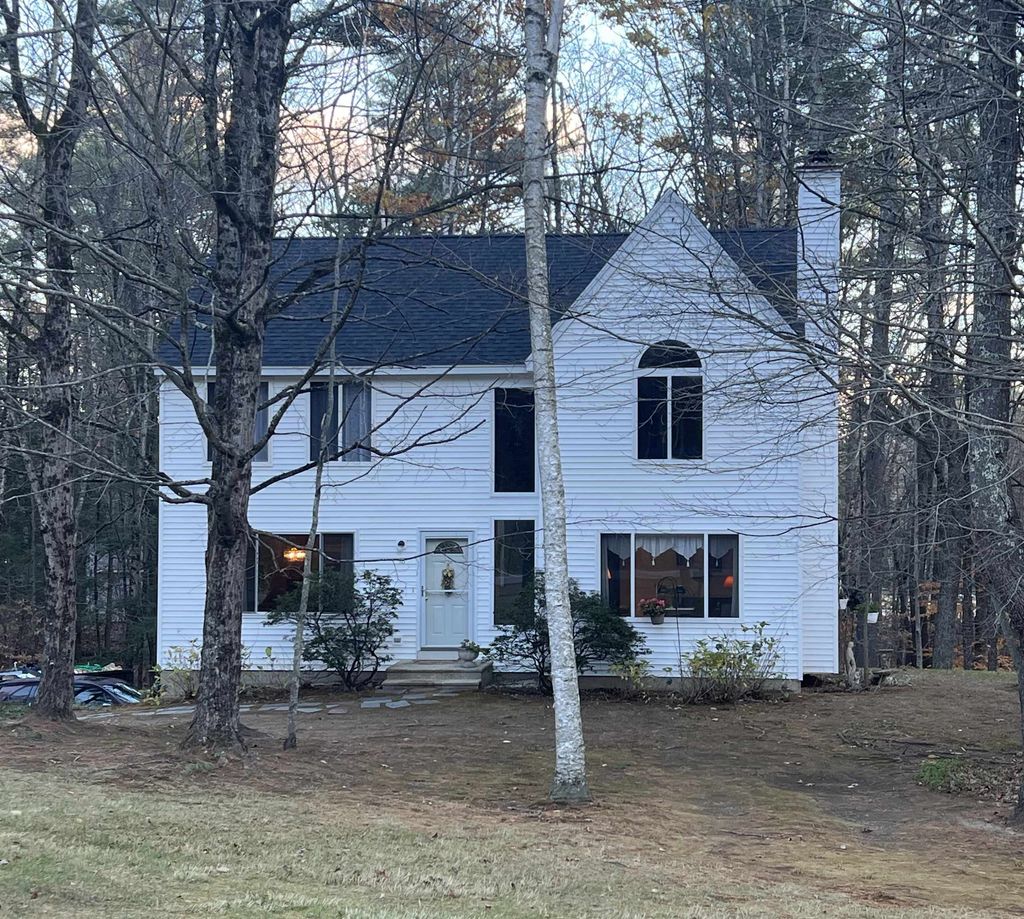 Photo of 18 Diamond Drive, Danville, NH 03819 (MLS # 5072165)