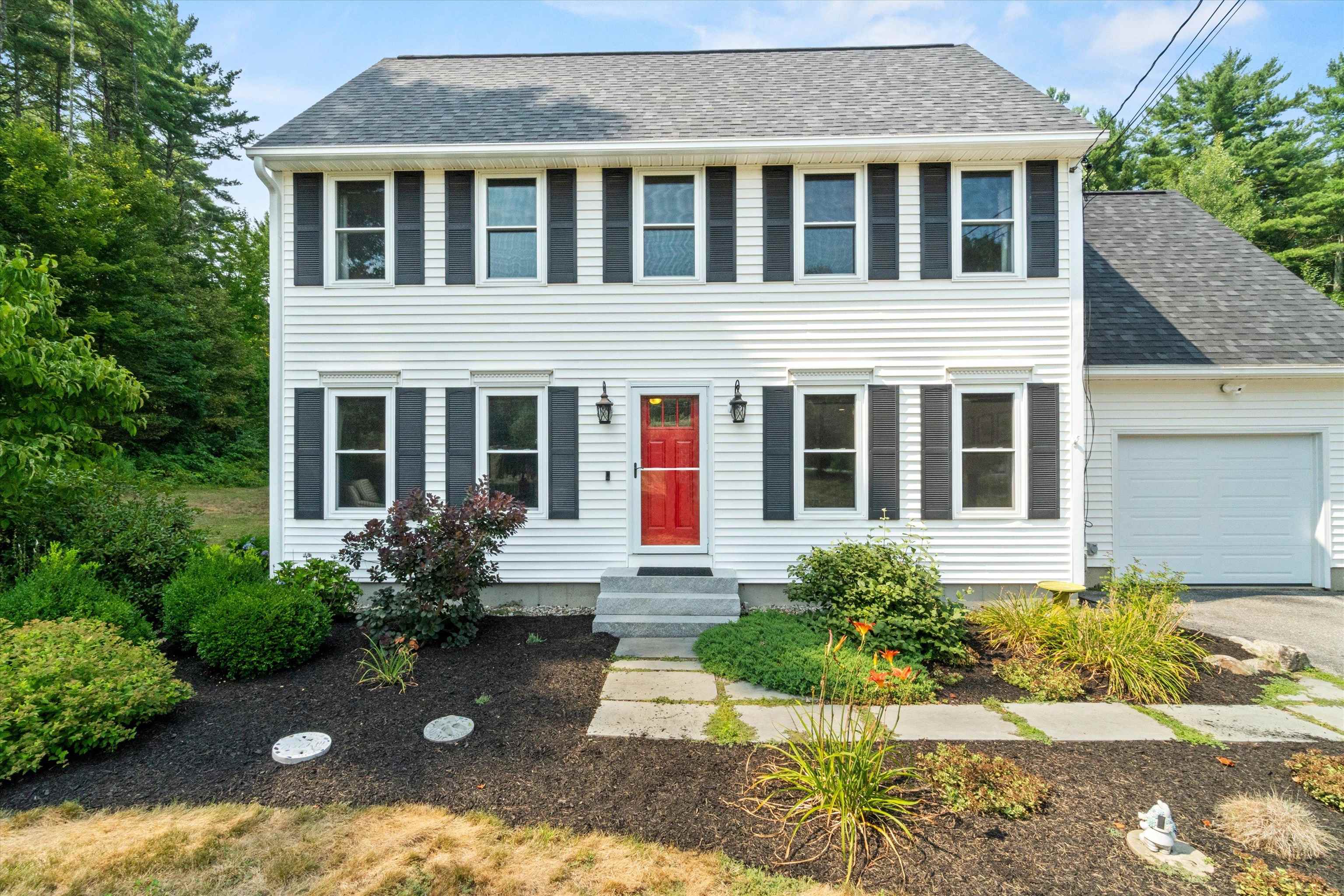 22 Ches Mae Lane