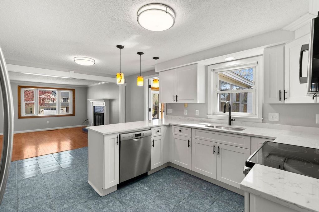 Photo of 51 Macdonald Drive, Nashua, NH 03062 (MLS # 5085815)