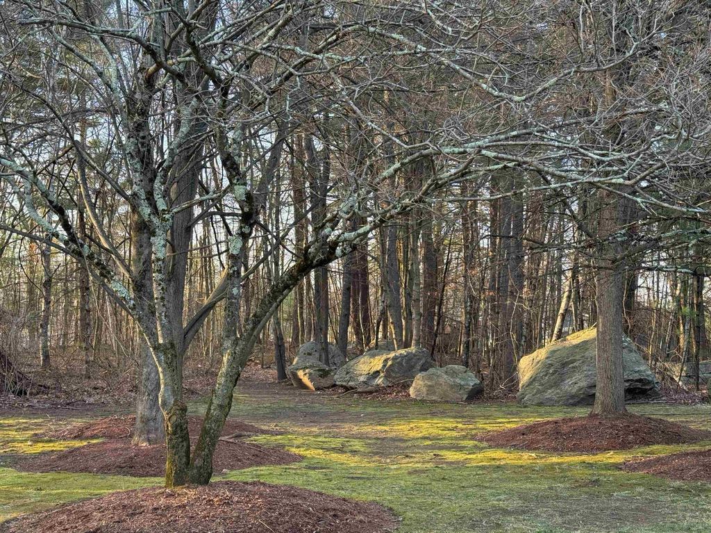 Photo of 2 Maple Ridge Drive #29, Merrimack, NH 03054 (MLS # 5083905)