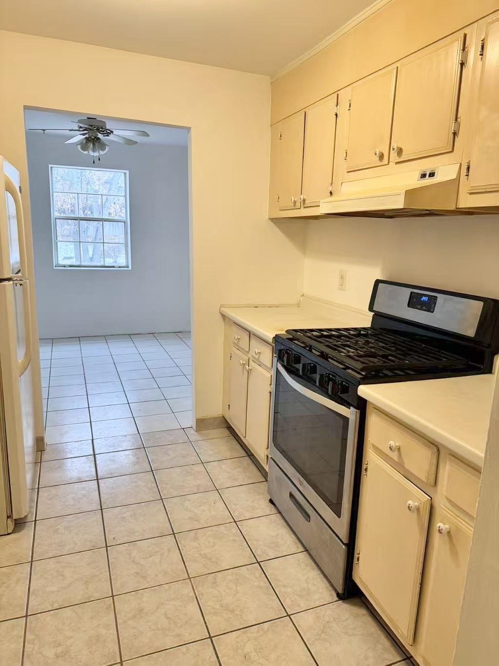 5 Louisburg Square 11