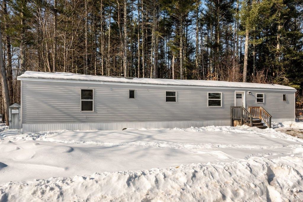 Photo of 46 Limestone Lane, Rochester, NH 03867 (MLS # 5075857)
