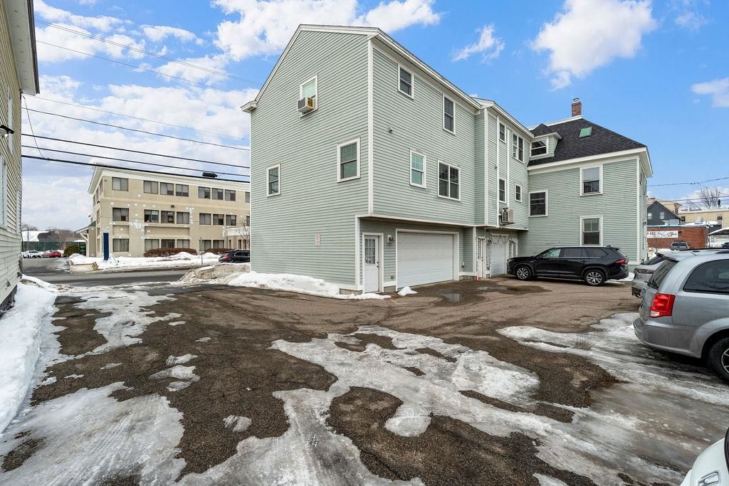 Photo of 490 Islington Street #D, Portsmouth, NH 03801 (MLS # 5077301)