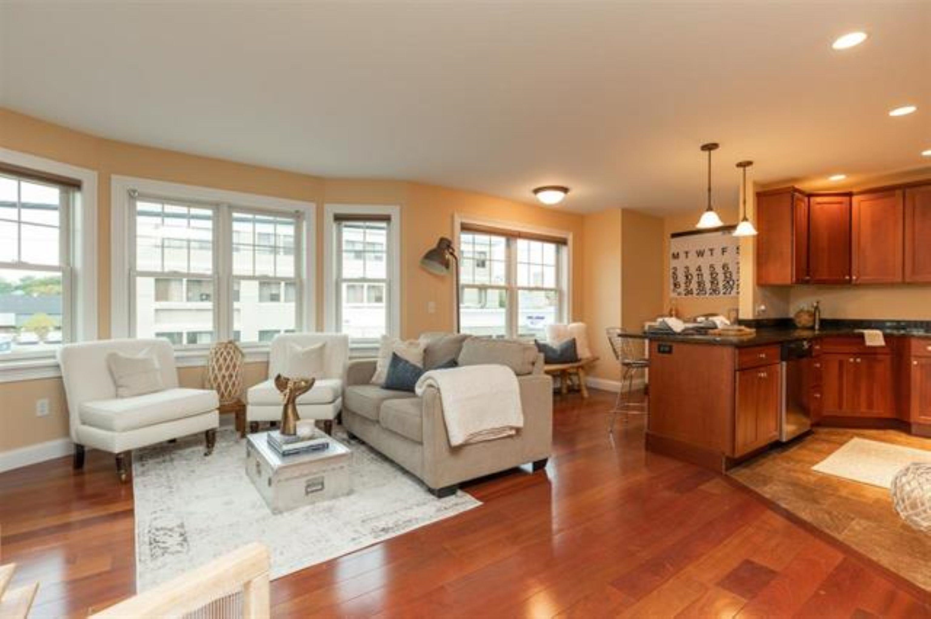 490 Islington Street D