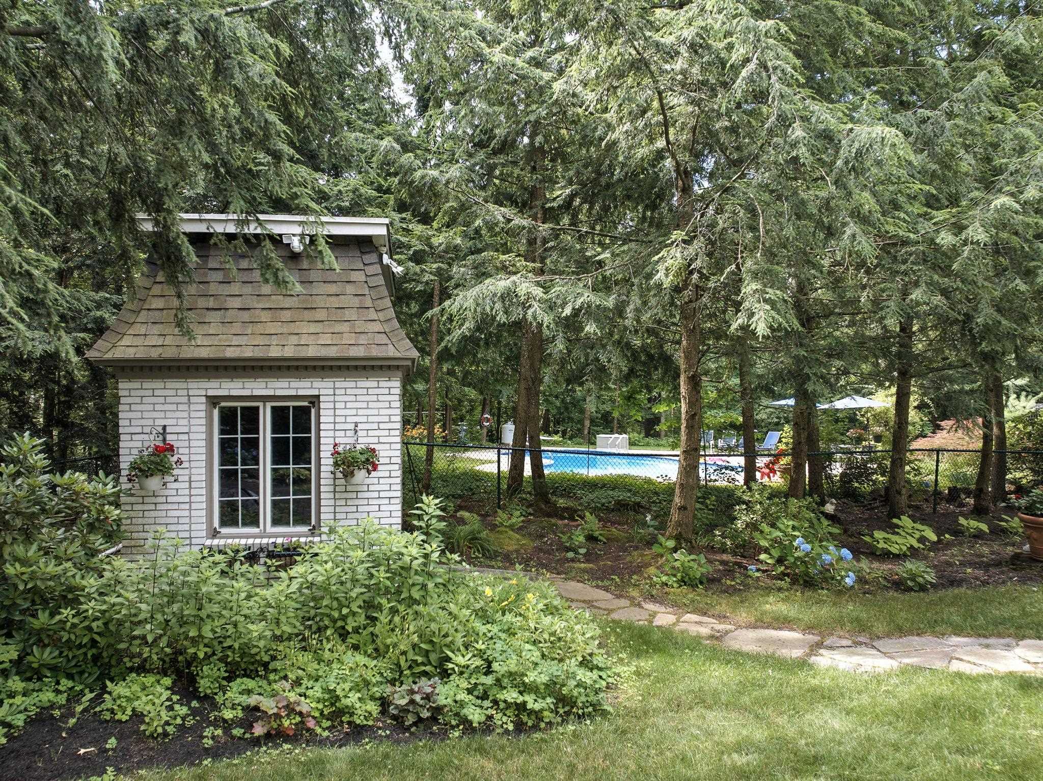 35 Shaw Drive