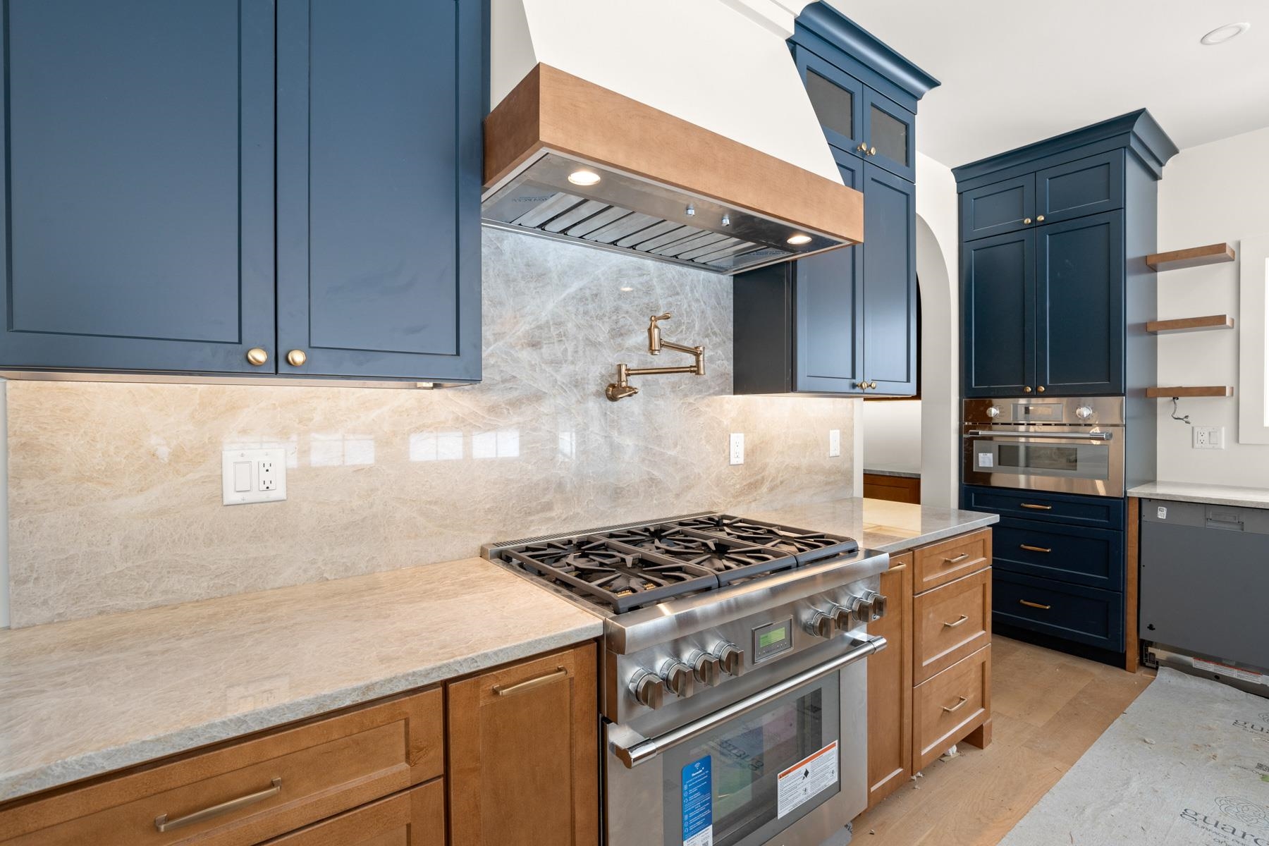 100 Wadleigh Street 30