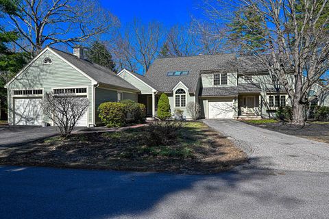 63 Peninsula Drive Stratham NH 03885