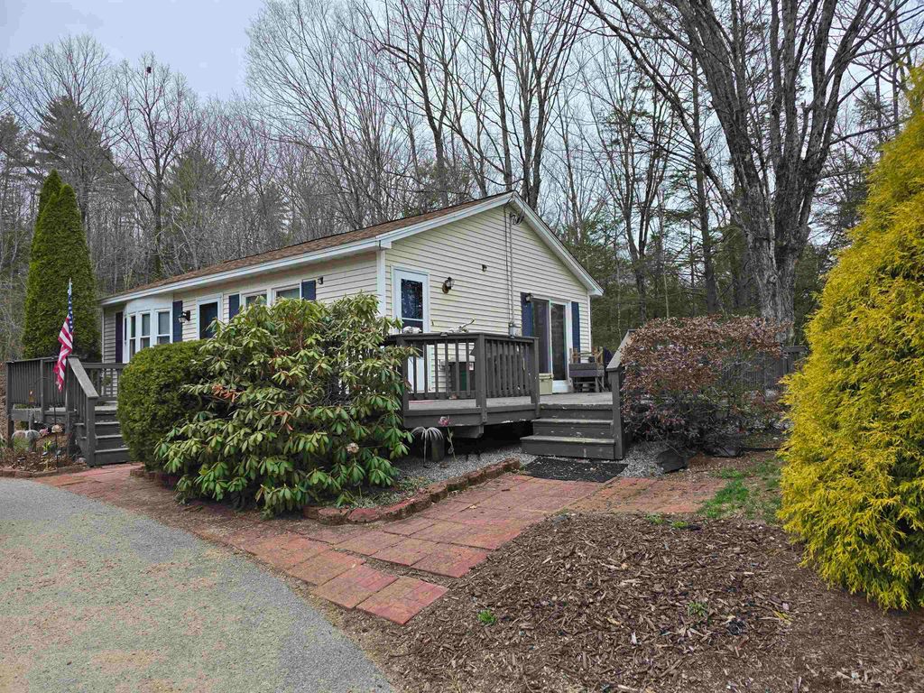 Photo of 236 Walker Hill Road, Weare, NH 03281 (MLS # 5087946)
