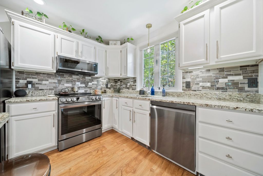 Photo of 1465 Hooksett Road #305, Hooksett, NH 03106 (MLS # 5059511)