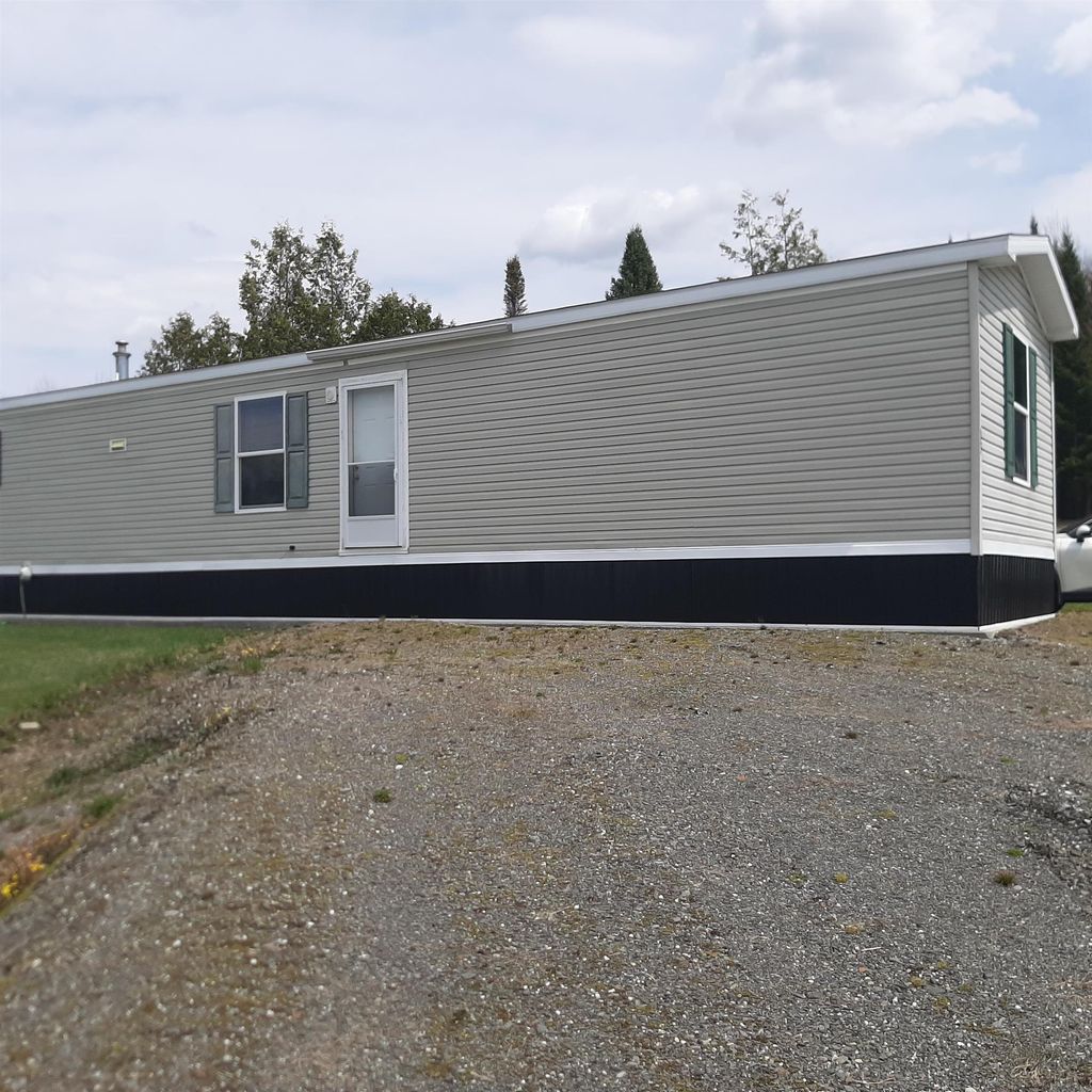 Photo of 13 Middle Road, Stewartstown, NH 03576 (MLS # 5087113)