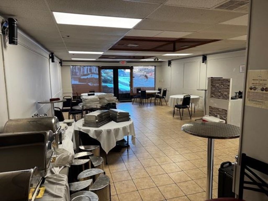 Photo of 295 Daniel Webster Highway #6D, Nashua, NH 03060 (MLS # 5032273)