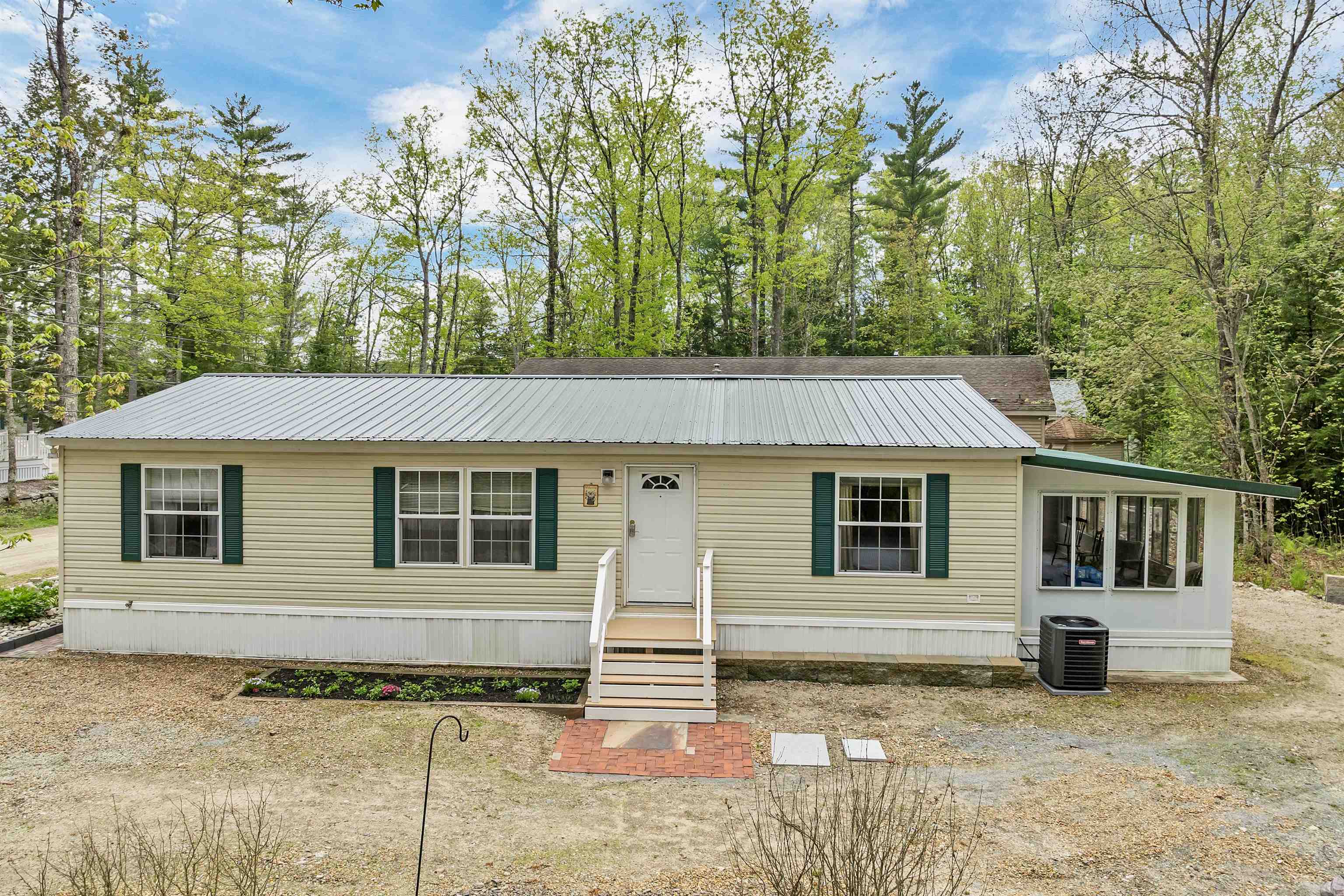 29 Edge O Lake Drive