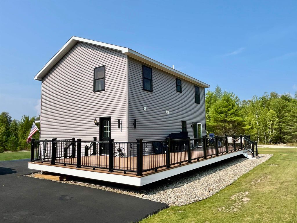 Photo of 107 Grandview Drive, Berlin, NH 03570 (MLS # 5055894)