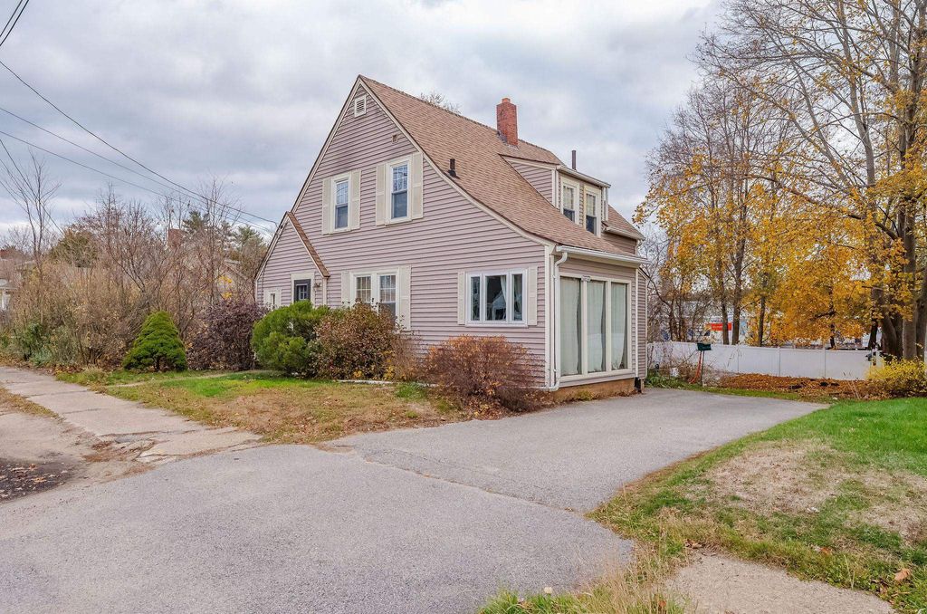 Photo of 15 Linden Street, Rochester, NH 03867 (MLS # 5069698)