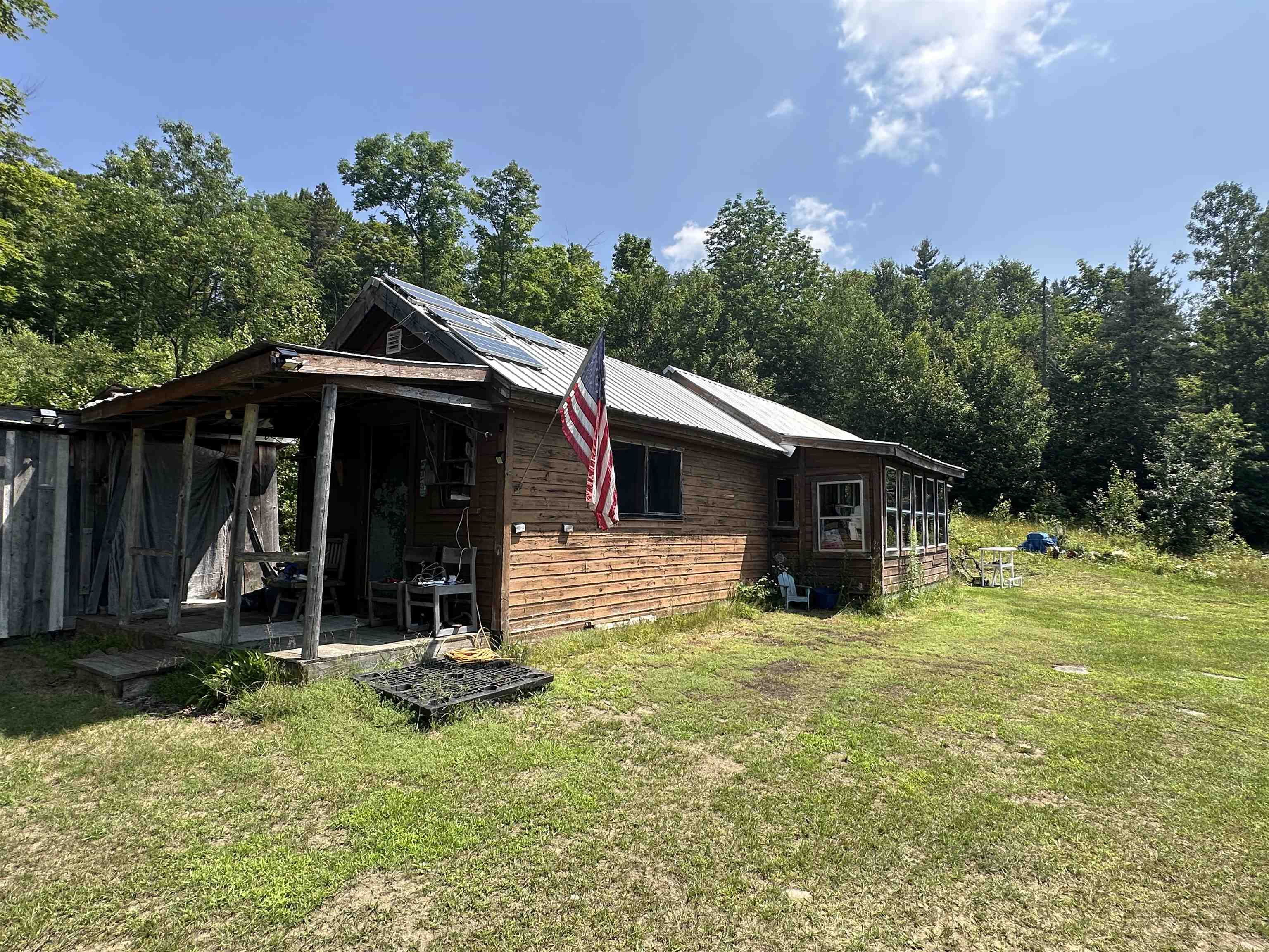 1495 Coles Pond Road