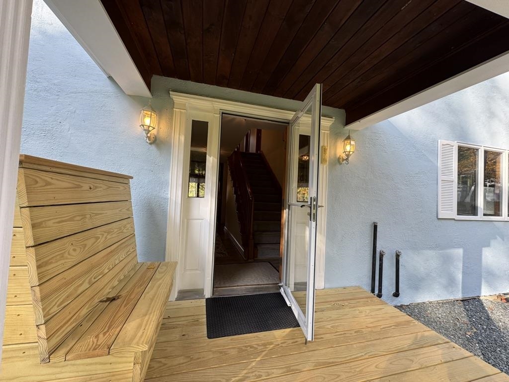 1950-1952 Monroe Road