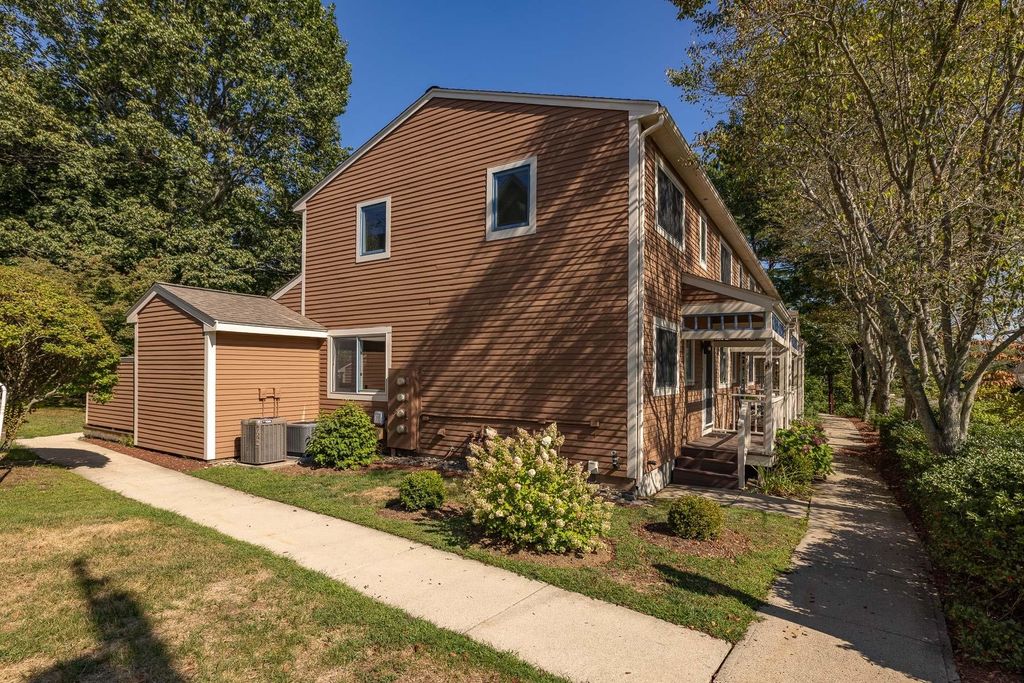 Photo of 117 Spinnaker Way #117, Portsmouth, NH 03801 (MLS # 5061067)