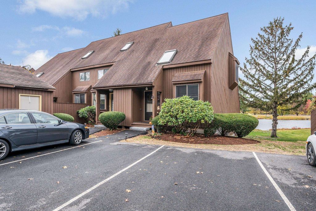 Photo of 40 Spring Cove Road #40, Nashua, NH 03062 (MLS # 5068267)