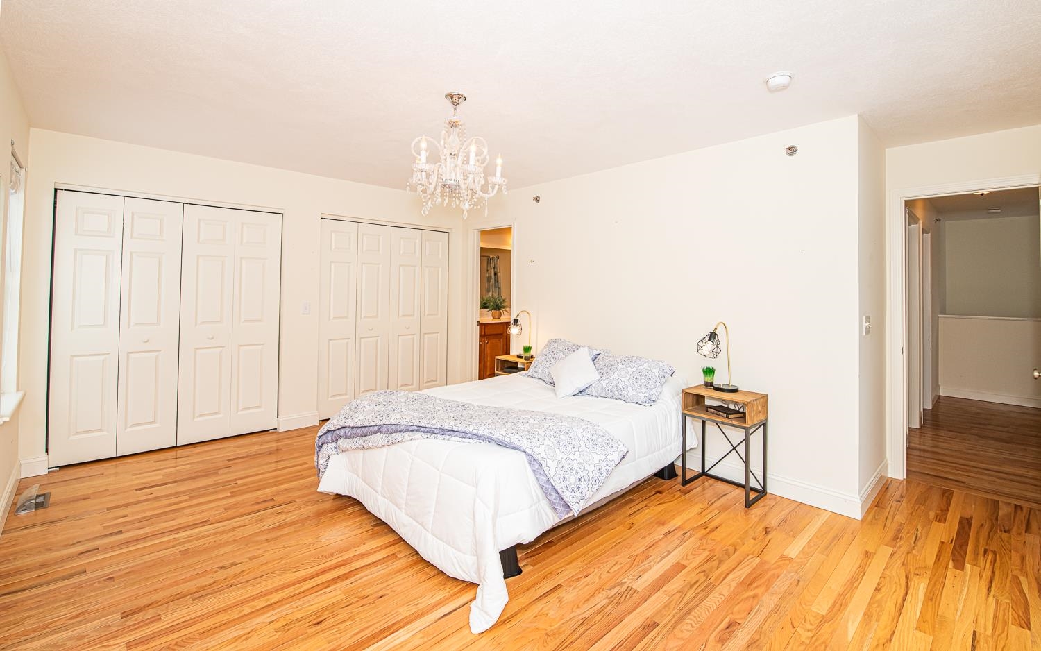 Newton, New Hampshire 03858, United States, 2 Bedrooms Bedrooms, ,3 BathroomsBathrooms,Residential,Pending,18160