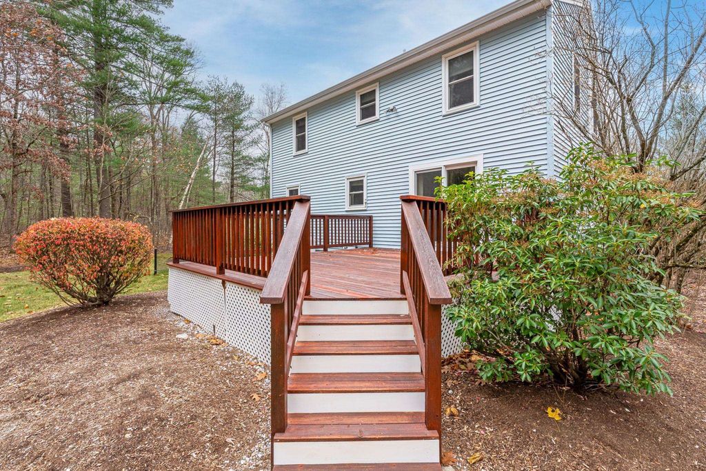 Photo of 41 Golden Gate Drive, Hooksett, NH 03106 (MLS # 5077024)