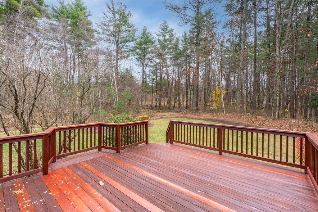 Photo of 41 Golden Gate Drive, Hooksett, NH 03106 (MLS # 5077024)