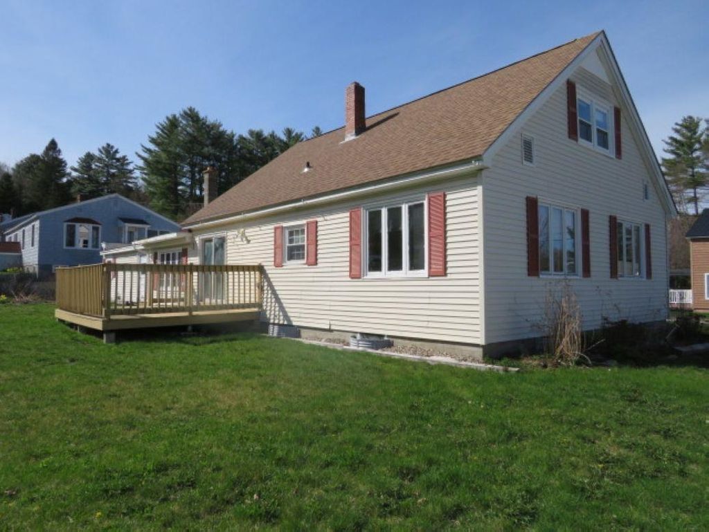 Photo of 31 Williamson Avenue, Berlin, NH 03570 (MLS # 5072259)