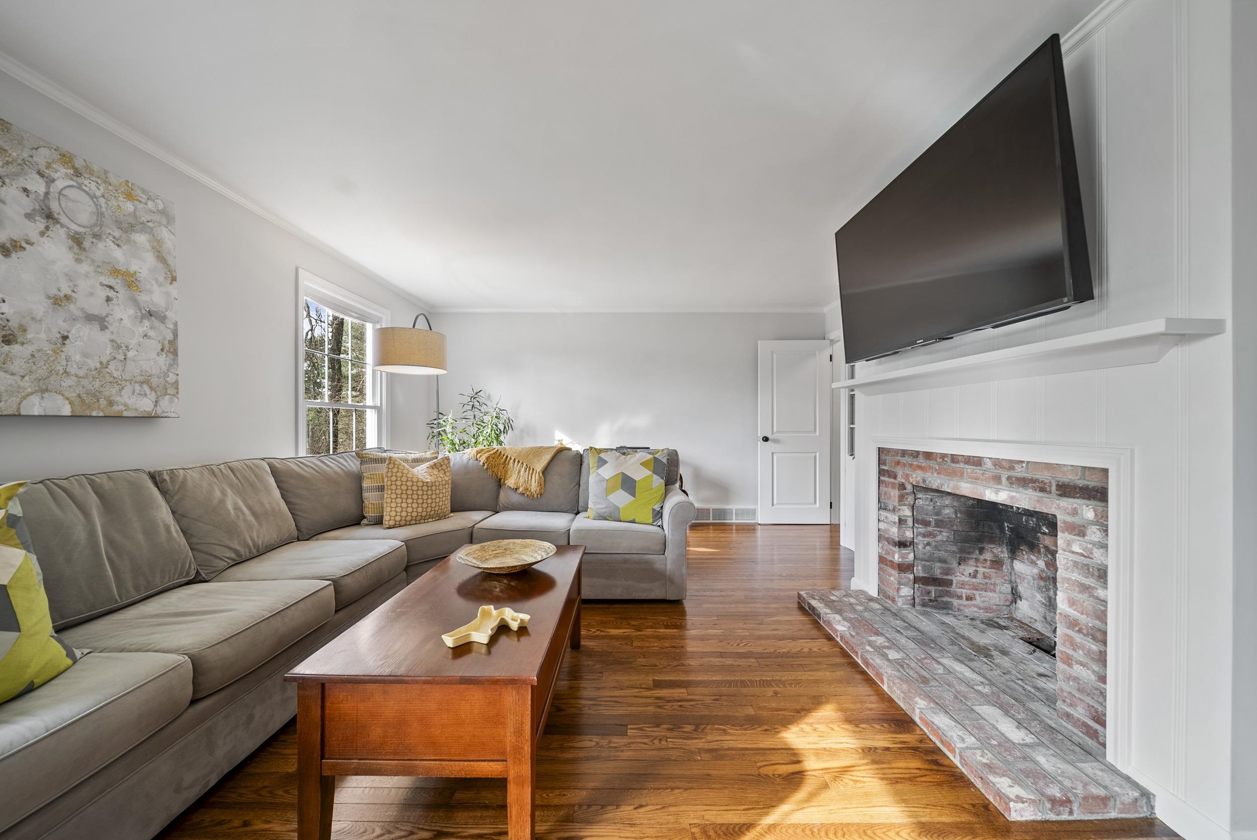 12 Orchard Hill Circle