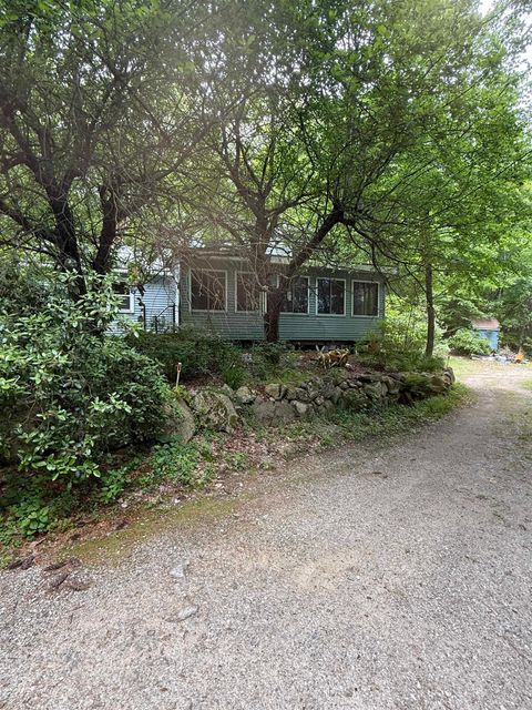 106 Hackett Hill Road Hooksett NH 03106