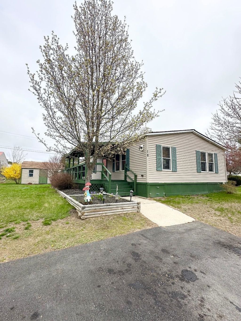 Photo of 18 Sandpiper Path, North Hampton, NH 03862 (MLS # 5086117)