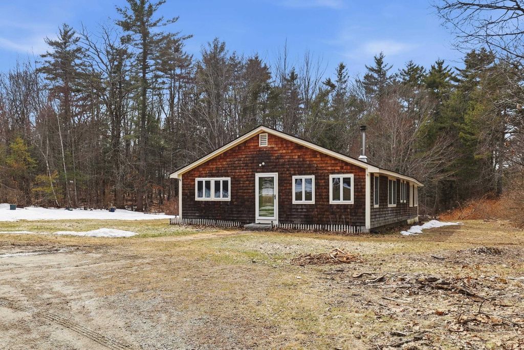 Photo of 535 Old Greenfield Road, Peterborough, NH 03458 (MLS # 5080491)