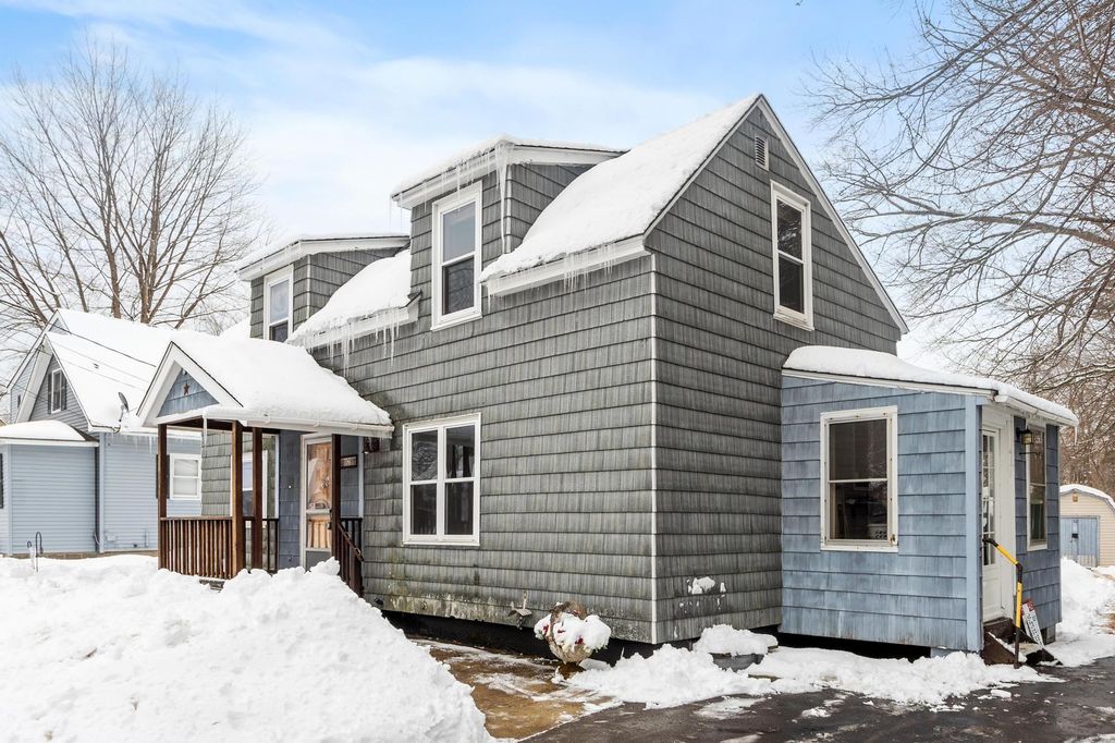 Photo of 2079 Wellington Road, Manchester, NH 03104 (MLS # 5076447)