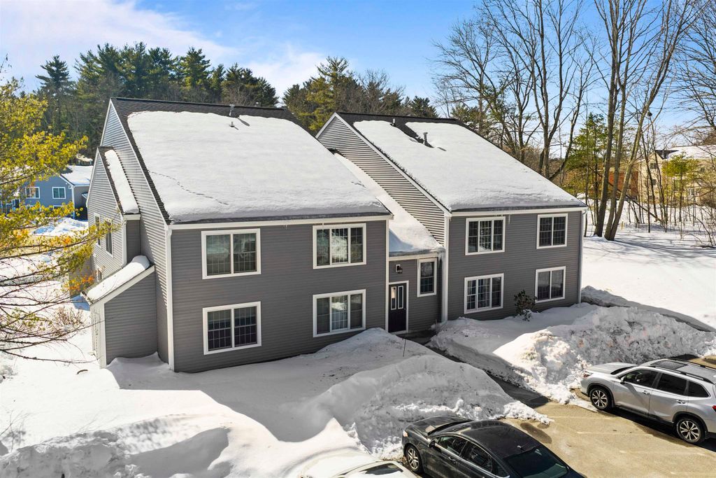 Photo of 50 Brookside Drive #A7, Exeter, NH 03833 (MLS # 5078632)